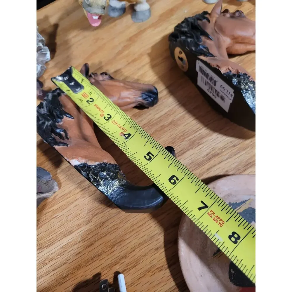 Southwest Theme Small resin Figures, horses, coat hooks, Tabletop Decor Lot of 9 - Picture 15 of 16